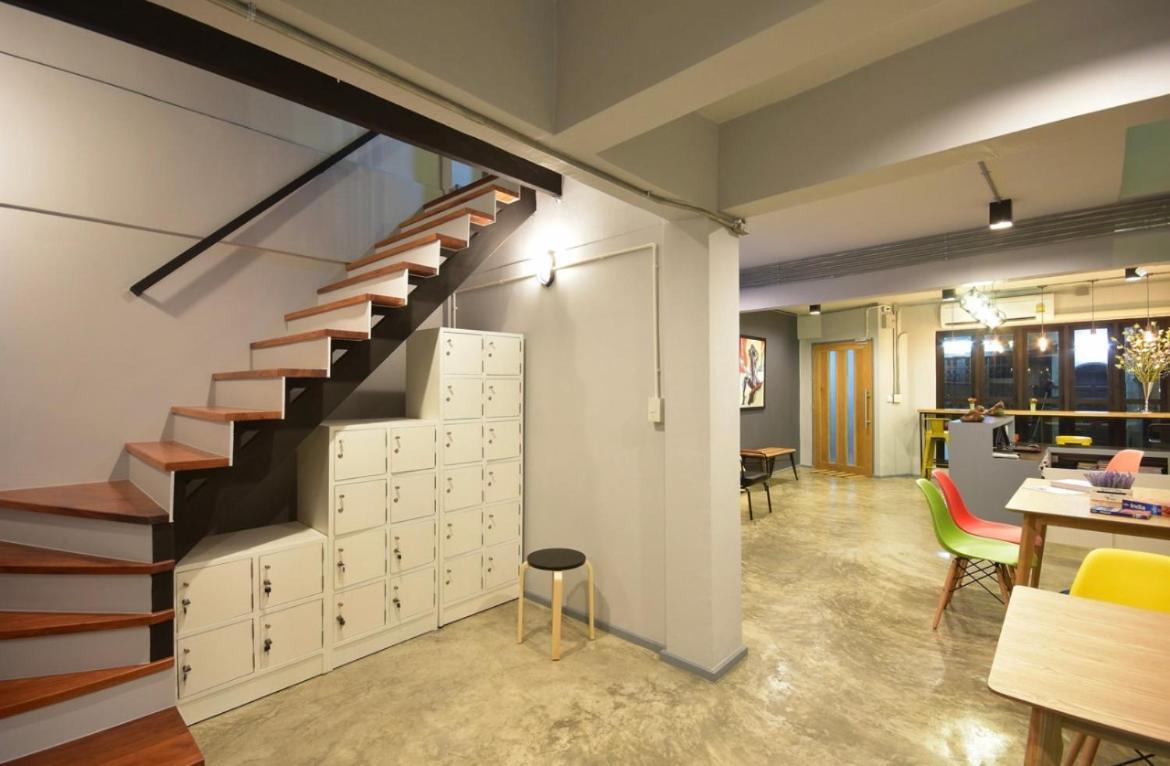 Bangkok Silom Chat Box Hostel Eksteriør billede