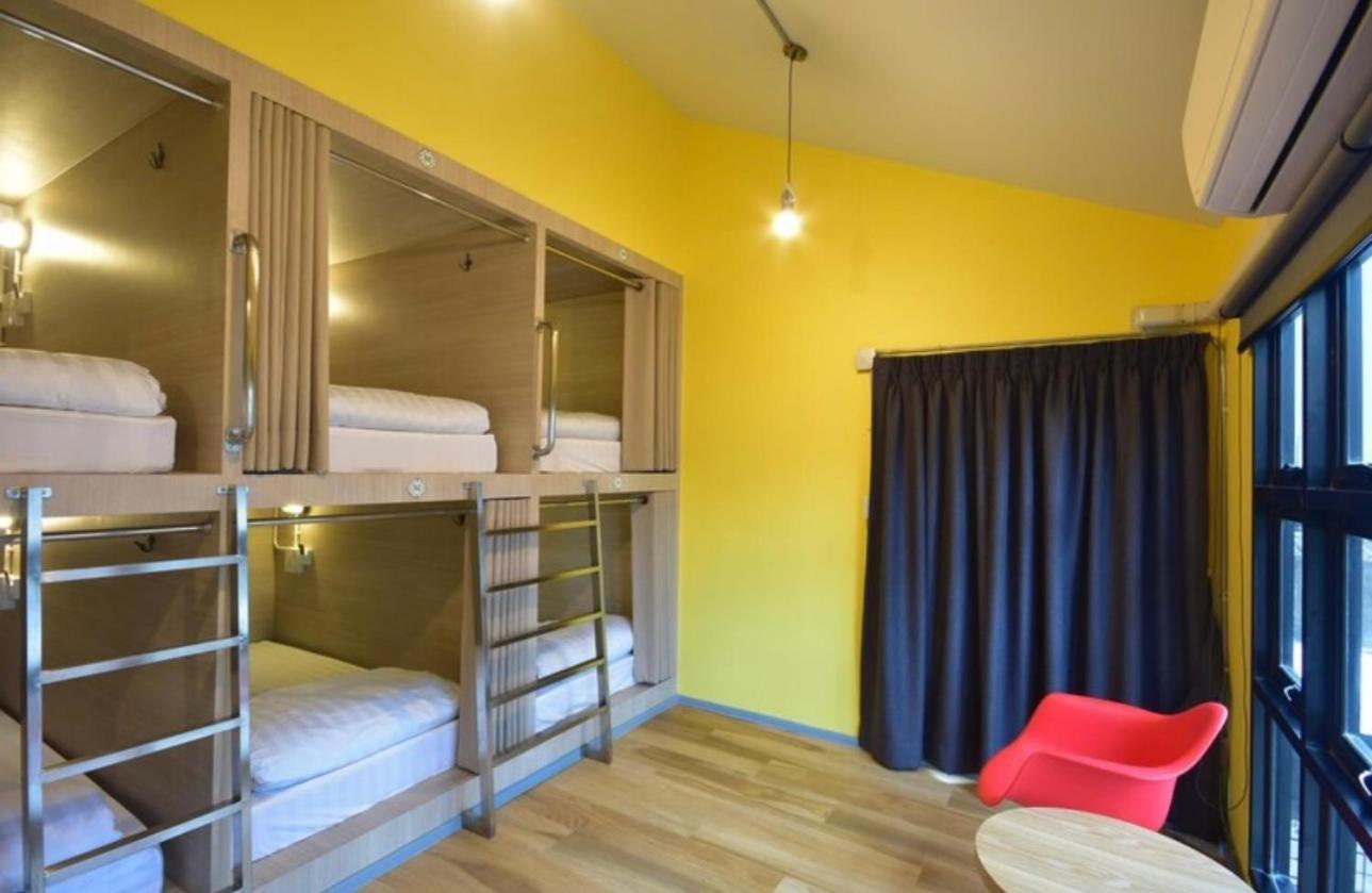 Bangkok Silom Chat Box Hostel Eksteriør billede
