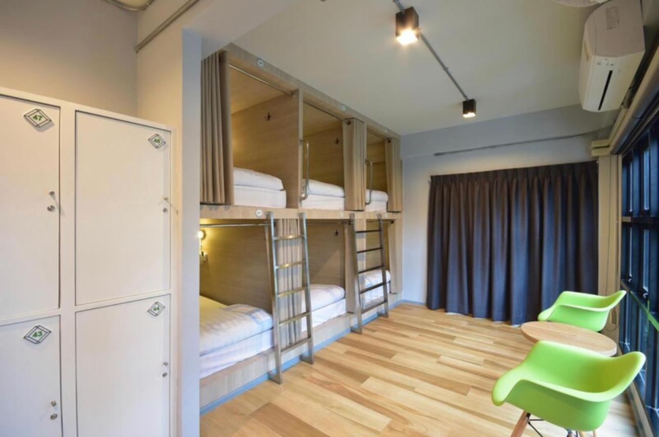 Bangkok Silom Chat Box Hostel Eksteriør billede