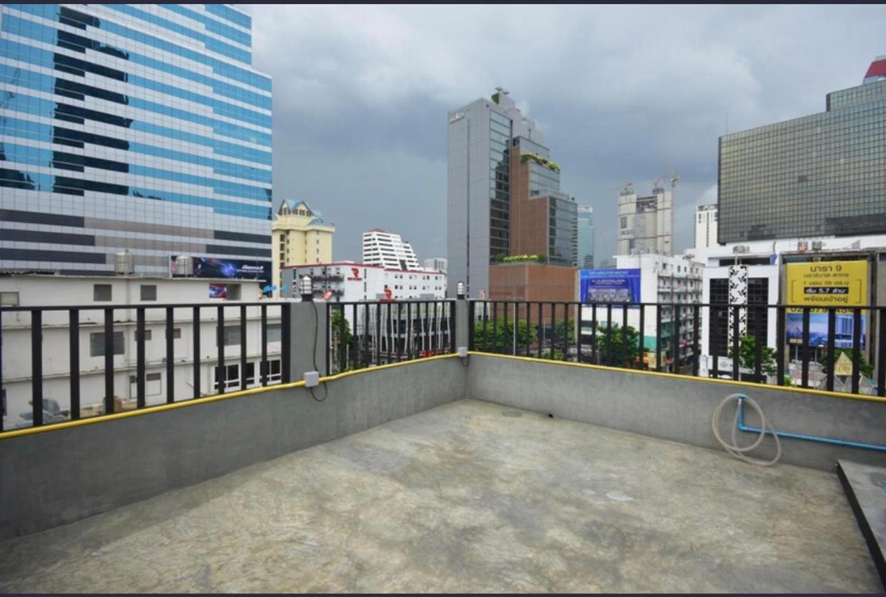 Bangkok Silom Chat Box Hostel Eksteriør billede