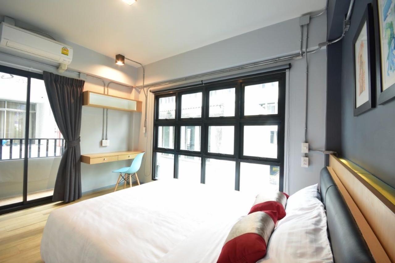 Bangkok Silom Chat Box Hostel Eksteriør billede