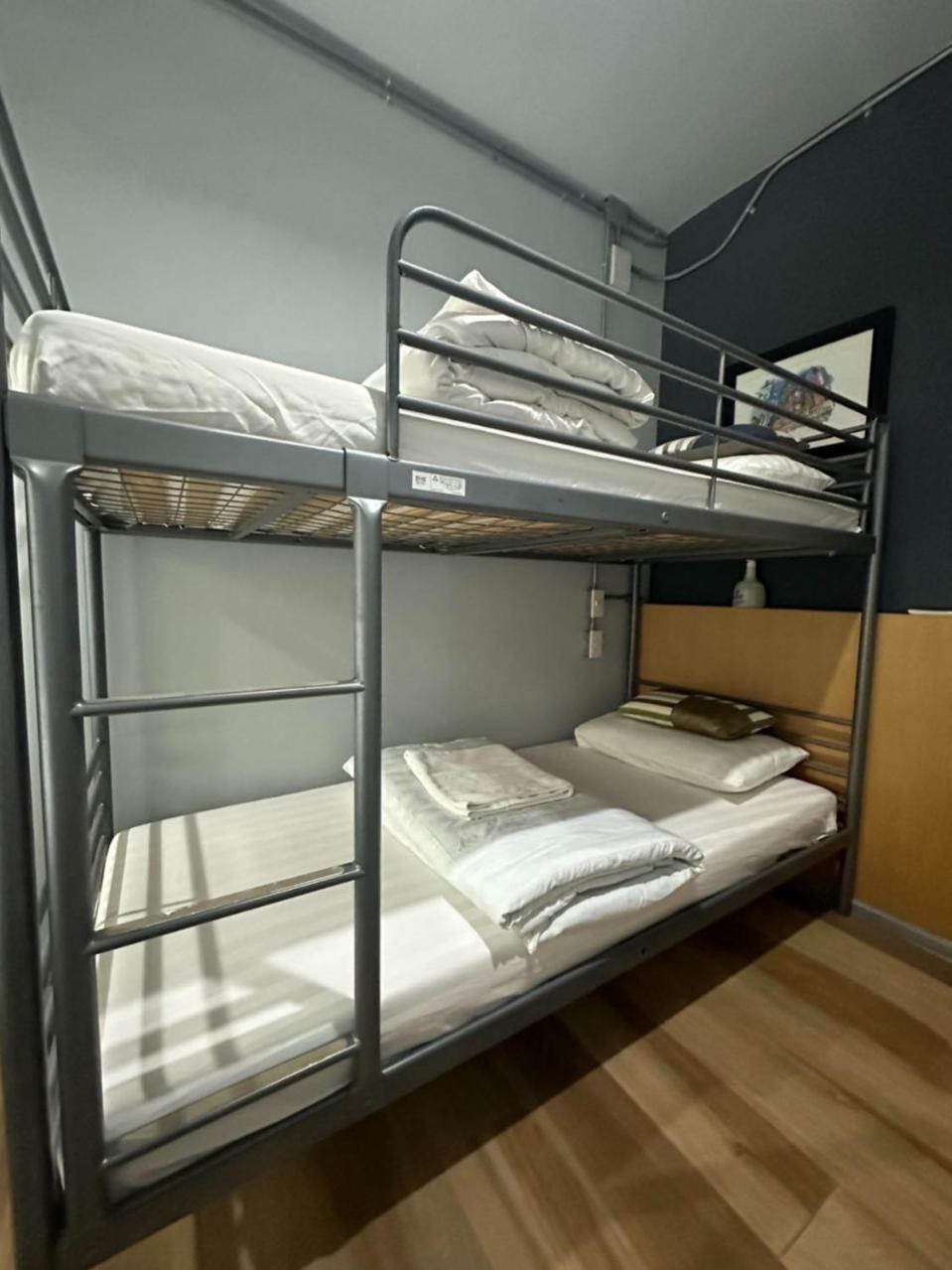 Bangkok Silom Chat Box Hostel Eksteriør billede