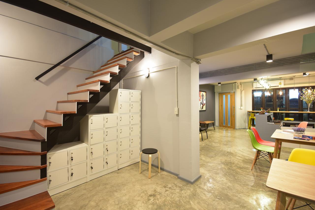 Bangkok Silom Chat Box Hostel Eksteriør billede