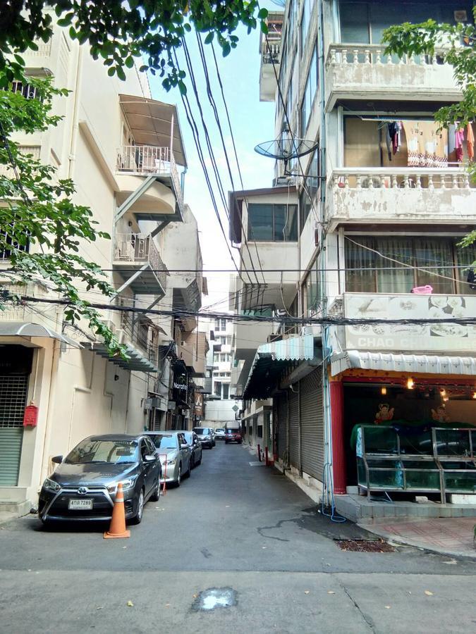 Bangkok Silom Chat Box Hostel Eksteriør billede